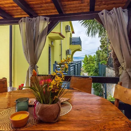 Apartmani Ana Dramalj Exterior foto